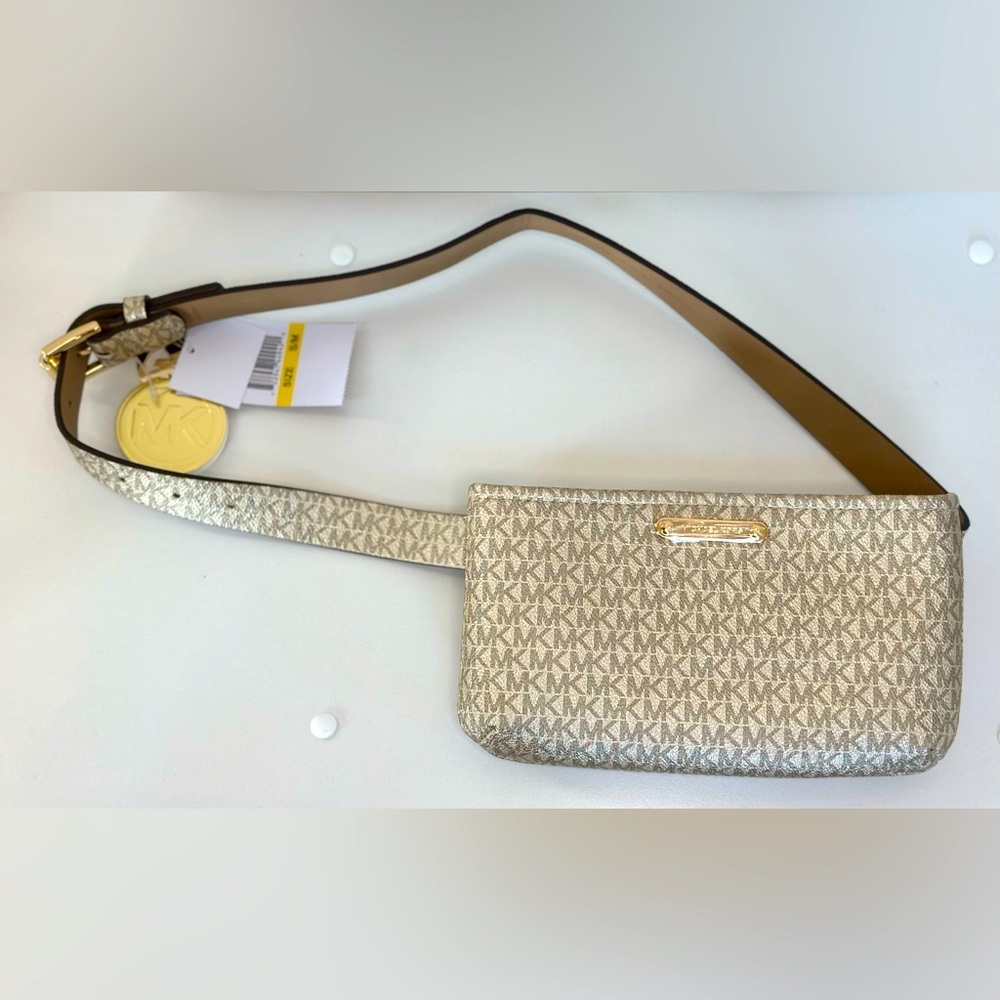 MICHAEL KORS WHITE VANILLA W/ GOLD HARDWARE WOMENS BELT BAG, SIZE SMALL, NWT